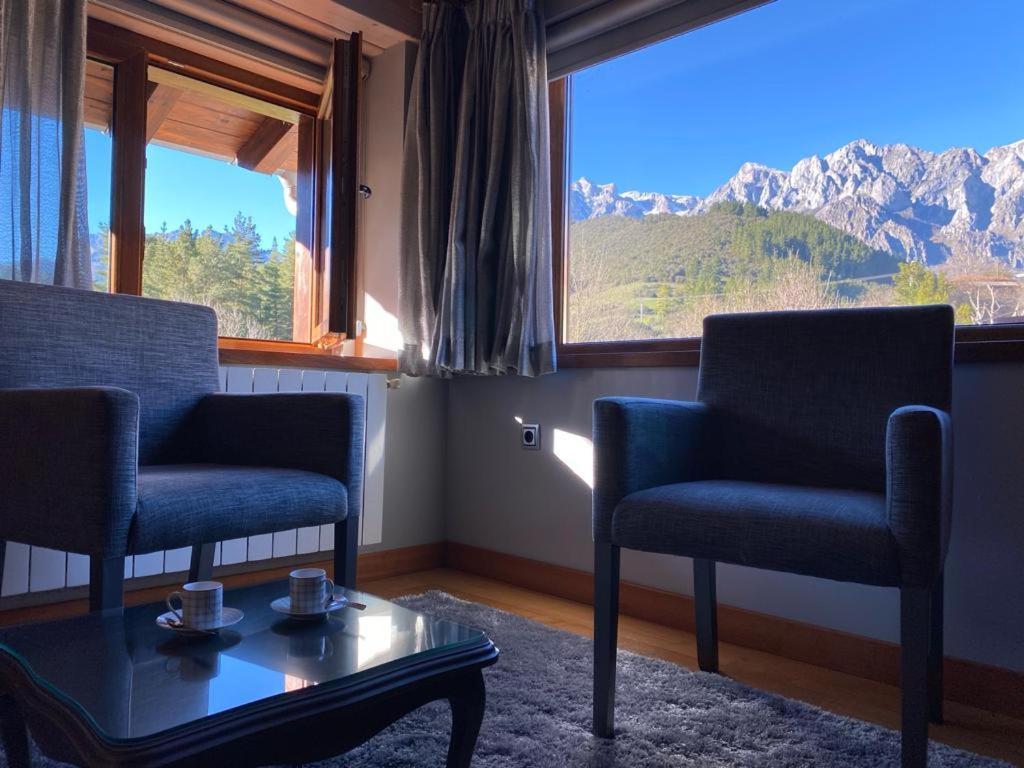 Picos De Europa Suites And Rooms Turieno Exterior photo